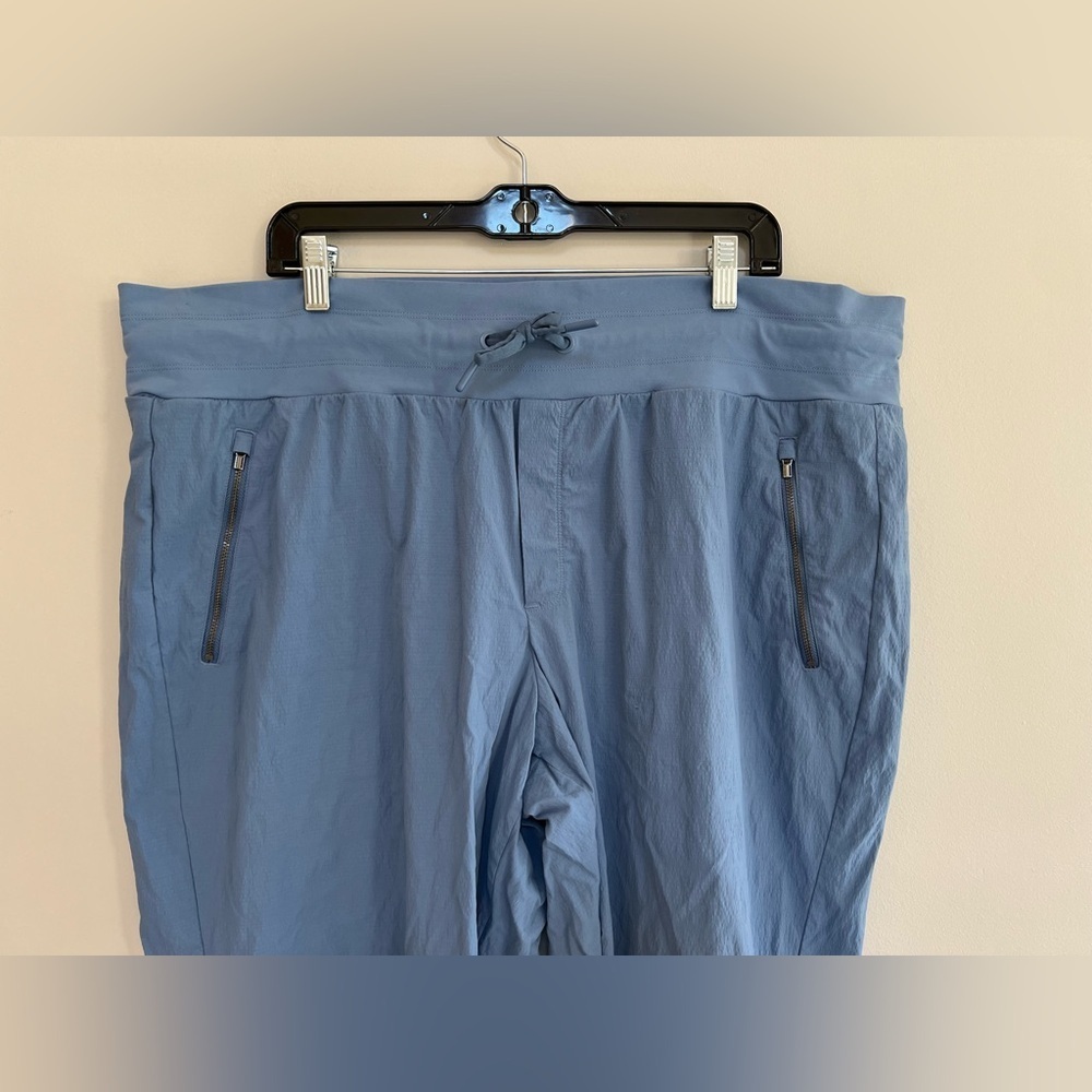 Athleta Trekkie Mid Rise Legacy Jogger Pant in Shadow Blue, size 20 - Picture 4 of 9